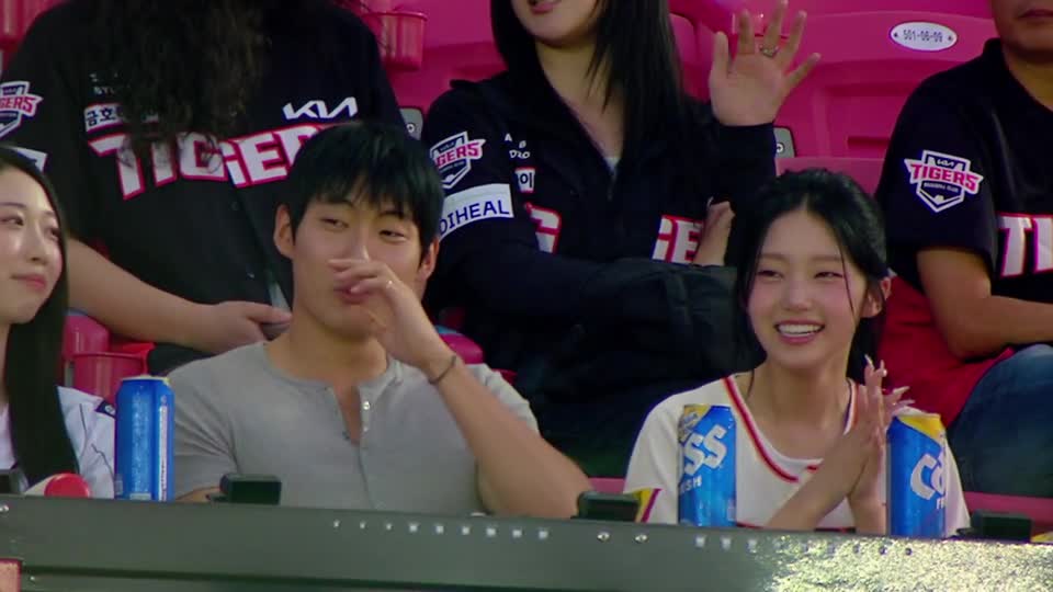 원수는 외야석에서♥︎ 2026-10-19