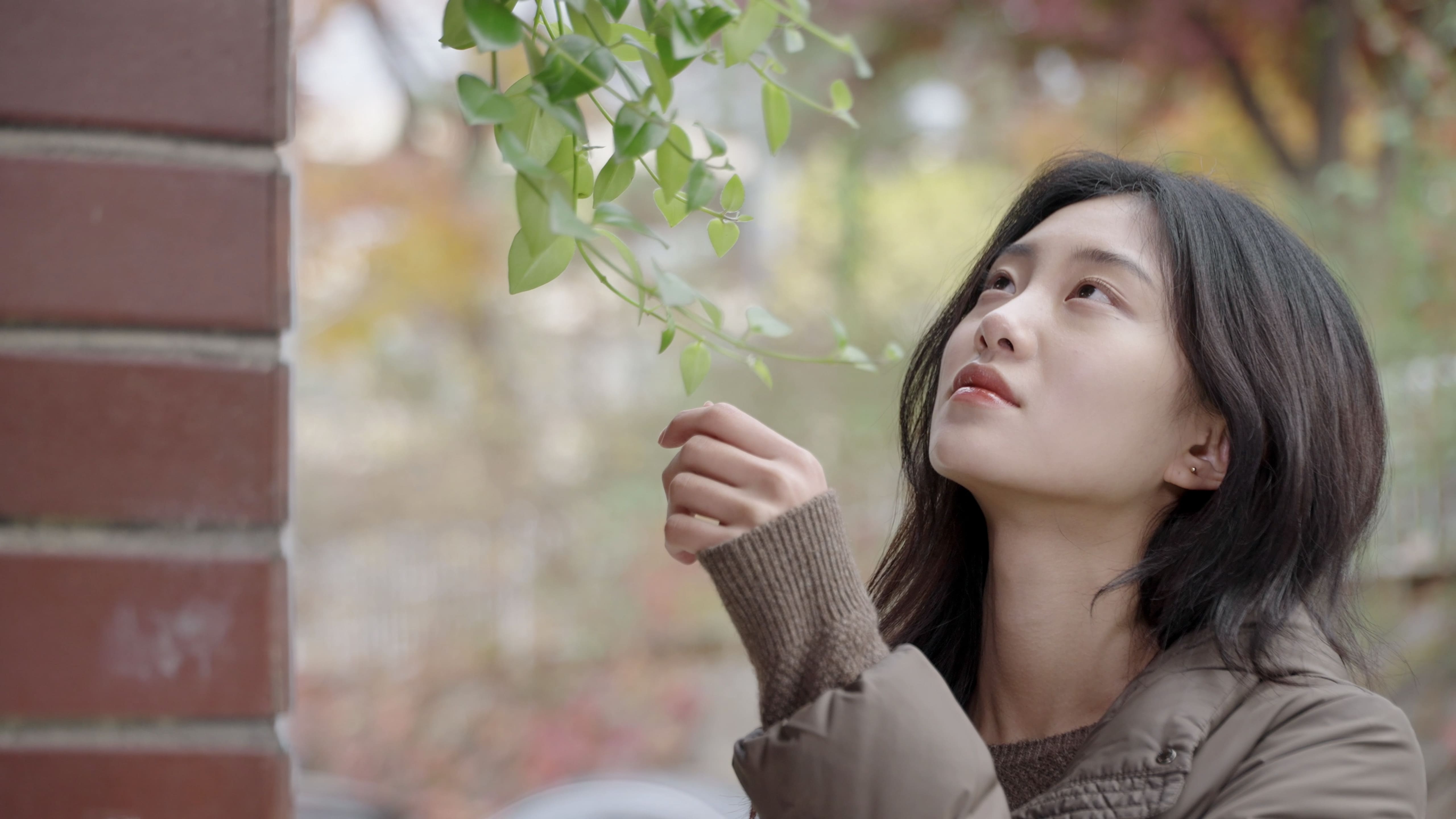 거리에 서서